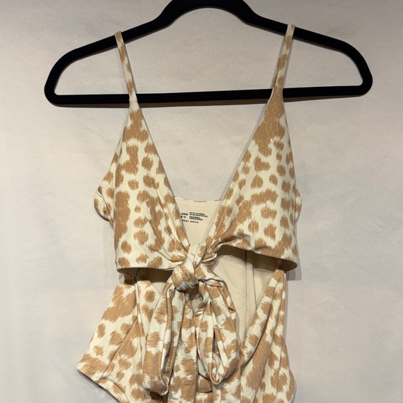 Aerie One Piece Wrap Full Coverage Leopard Bathing Suit Size Medium - Picture 5 of 11